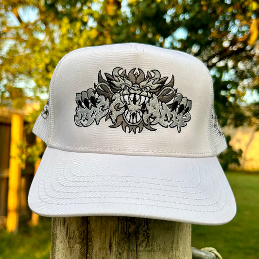 WHITE DRAGON MCCHAMP HAT
